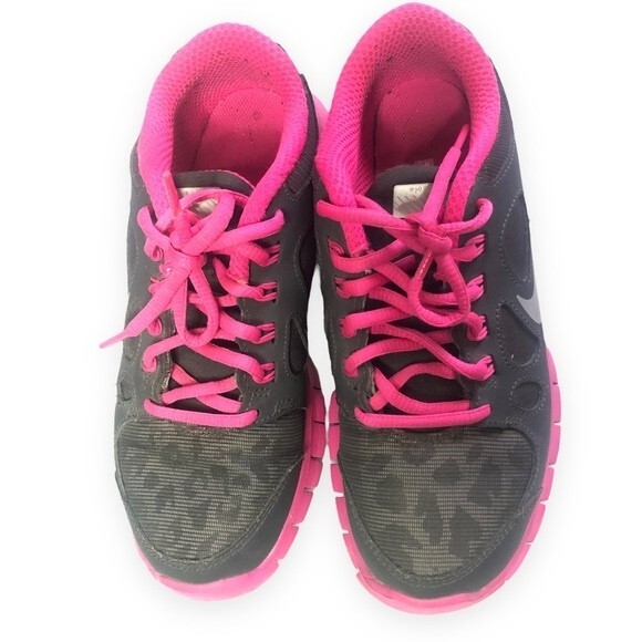 Nike Free Run 5.0 Metallic Silver Mesh Animal Print Fusion Pink Running Shoes - Picture 3 of 10